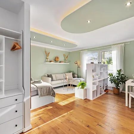 Edler Wohnraum Boutique-studio Mit Balkon, Miele-kaffeevollautomat, Lift, Parkplatz & Wlan 512 Mbps * Chemnitz