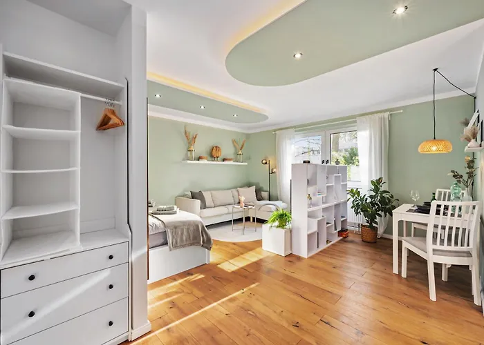 Edler Wohnraum Luxurioese Stadtoase Mit Balkon, Kaffeevollautomat, Lift & Parkplatz * Chemnitz