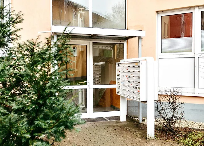 Edler Wohnraum Luxurioese Stadtoase Mit Balkon, Kaffeevollautomat, Lift & Parkplatz Apartamento *
